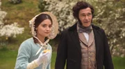 Königin Victoria (Jenna Coleman, l.) und König Louis Philippe (Bruno Wolkowitch).