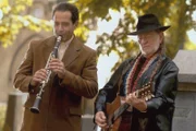 Adrian Monk (Tony Shalhoub, l.)