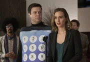 Will Cooper (Taran Killam, l.); Angie D'Amato (Leighton Meester, r.)