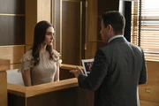 Sonya Waliczek (Holiday Kriegel, l.); Benny Colón (Freddy Rodriguez, r.)