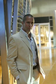 Nick Townsend (Rob Estes) wurde aus dem Gefängnis entlassen und taucht plötzlich beim CSI auf, um sich für einen Job zu bewerben ...