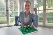 Die Klimawissenschaftlerin Julia Pongratz von der LMU München macht deutlich, dass es nicht die eine Methode gibt, um die Erde zu retten. Alle Methoden bergen hochskaliert Risiken, daher braucht es einen Mix von Maßnahmen.