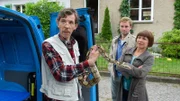 Klaus Wieland (Gode Benedix, l.), Nils Theede (Jonas Laux, M.) und Katrin Börensen (Claudia Schmutzler, r.).