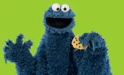 Ob das gut geht? Krümelmonster backt selber Kekse.