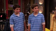 v.li.: Fake Freddie (Gabriel Basso), Freddie Benson (Nathan Kress)