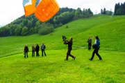 Getrennt- und Zusammenschreibung am Beispiel von Single- und Tandem-Paragliding. Auftrag: Erstellung eines Werbeflyers.