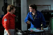 Bayerisches Fernsehen DAHOAM IS DAHOAM, FOLGE 821, "Manche mögen's kühl", am Donnerstag um 19:45 Uhr. Flori sagt Lex deutlich, dass er keine krummen Geschäfte machen will. Von links: Lex (Sebastian Gerold) und Florian Brunner (Tommy Schwimmer).