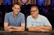 Rateteam-Kapitän Elton (r.) und der ehemalige Leichtathlet Frank Busemann (l.) bilden ein Rateteam.