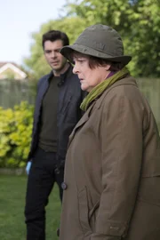 DS Aiden Healy (Kenny Doughty, l.); DCI Vera Stanhope (Brenda Blethyn, r.)