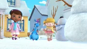DOC MCSTUFFINS - "Chilly Gets Chilly" - Doc teaches Chilly and the rest of the toys about the importance of staying warm when playing outside in the snow. This episode of Disney Junior's "Doc McStuffins" airs FRIDAY, DECEMBER 7 (10:00-10:30 a.m., ET/PT) on Disney Channel with encore airings on the new Disney Junior channel. (DISNEY JUNIOR) DOC, STUFFY, LAMBIE, CHILLY