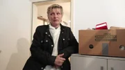 Christine plant, in die Nähe ihrer pflegebedürftigen Mutter zu ziehen.