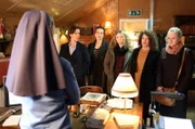 Tatja Seibt (Äbtissin Anna), Désirée Nosbusch (Cathrin Blake), Tara Breathnach (Mary Reagan), Kathy Monahan (Sally O’Keefe), Máire Ní Mháille (Margaret Dean), Michelle Beamish (Fiona Brady).