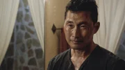Werden seine Kollegen ihn retten können? Chin (Daniel Dae Kim).