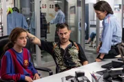 Xavi Bonet (Clemens Schick) und erfahrene Polizistin Alma Gomez (Jule Gartzke) versuchen herauszufinden, was der stummen Luisa (Emilia Packard) passiert ist.
