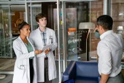 Von links: Dr. Claire Browne (Antonia Thomas), Dr. Shaun Murphy (Freddie Highmore) und Dr. Neil Melendez (Nicholas Gonzalez)