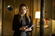 Jillian (Jacqueline Byers)