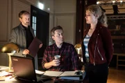 War Winkler wirklich den ganzen Abend im Hotel? Hauptkommissar Jens Müller, Kriminaltechniker Maik und Kommissarin Karina Szabo zweifeln.