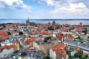 Blick von Sankt Marien nach Rügen.