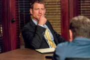 Peter Stone (Philip Winchester)