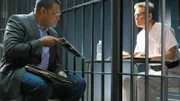 Die Jagd auf Dr. Jekyll erreicht ihren Höhepunkt, als Ray Langston (Laurence Fishburne, li.) von dem inhaftierten "Dick und Jane-Killer" Nate Haskell (Bill Irwin) die wahre Identität des Serienkillers erfährt...