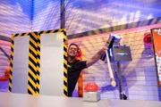 Simón steht vor einer großen Herausforderung, als Woozle sich mithilfe des Lichtkatapult 3001 mit Lichtgeschwindigkeit ins Weltall katapultiert.