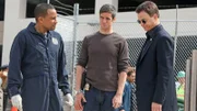 Dr. Sheldon Hawkes (Hill Harper), Don Flack (Eddie Cahill) und Mac Taylor (Gary Sinise) entdecken auf einer New Yorker Baustelle eine Baugrube mit einer übel zugerichteten Leiche.