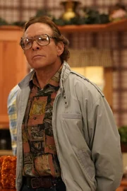 Dr. Katman (Steve Guttenberg)