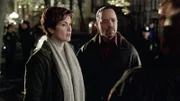Olivia Benson (Mariska Hargitay) und Captaine Donald Cragen (Dann Florek, r.) und Detective Tutuola (Ice-T)