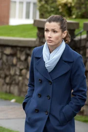 Ihre ganze Kindheit haben Erin Reagan-Boyle (Bridget Moynahan) und Danny mit den Nachbarskindern Al, Ann und Ronnie verbracht und sind deshalb ziemlich geschockt, als deren Eltern grausam ermordet werden ...