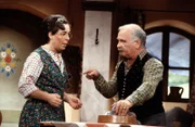 L-R: Kathi (Gerda Steiner), Bertl Wildmoser, Bauer (Peter Steiner)