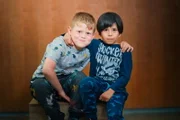 SRF School Ungleich geboren Folge 1 Mädchen oder Junge? Wann beginnt die Zurordnung?