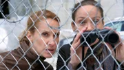 Falsches Spiel bei der Kripo: Nur Sonja (Chiara Schoras, li.) und Mafiajägerin Carla (Jeanette Hain) wissen, was der „Capo“ vorhat.