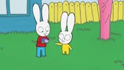 Simon (l.) und Franz (r.) wollen den kleinen Igel "Piksi" (r., in Simons Händen) unbedingt mit ins Haus nehmen, damit er näher bei ihnen ist.