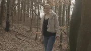 Eine 23-Jährige sucht Ruhe und Erholung in der Natur – doch dann verliert sich ihre Spur. Aus der verzweifelten Suche wird bald traurige Gewissheit: Sie fiel einem Gewaltverbrechen zum Opfer.