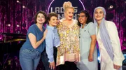 Gastgeberin Daphne de Luxe (3.v.l.) mit ihren Gästen: v.l.n.r. Matilde Keizer, Gayle Tufts, Daphne de Luxe, Sybille Bullatschek und Anissa Loucif.