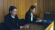 Sina Leuthold und ihre Anwältin Dominique Kuster bei Sinas Gerichtstermin.