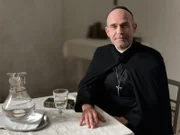Jesuit und Theologe Josef Kleutgen (Michael Rast) war als Neuscholastiker ein Verfechter der päpstlichen Unfehlbarkeit.