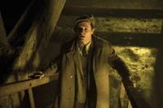 Gefährliches Pflaster: Jänicke (Anton von Lucke) ist nachts in Berlin allein unterwegs.