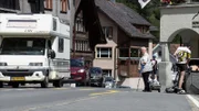 Das Dorf Wassen und seine Bewohner sind besonders stark vom Ausweichverkehr am Gotthard belastet.