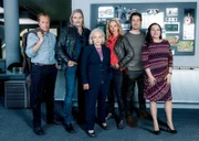 (v.li.): Helmut Bohatsch (Franz Wolfahrt), Stefan Jürgens (Carl Ribarski), Brigitte Kren (Dr. Henriette Wolf), Lilian Klebow (Penny Lanz), Andreas Kiendl (Klaus Lechner), Maria Happel (Dr. Franziska Beck).