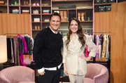Moderatorin Carolin Kebekus (r.) mit ihrem Gast: Modedesigner Guido Maria Kretschmer.