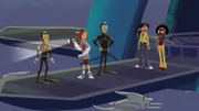 Das Wild-Team (v.li.: Martin, Jimmy, Chris, Stella und Chloe) unternimmt einen nächtlichen Tauchgang in die verborgene Welt der Korallenpolypen.