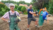 V.l.: Ralf, Gunnar und Claus in Grefrath. Die Verwendung des sendungsbezogenen Materials ist nur mit dem Hinweis und Verlinkung auf TVNOW gestattet.