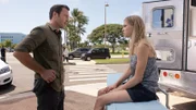 Alex O'Loughlin und Enkelin.