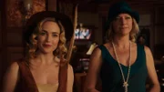 Sara Lance (Caity Lotz, l.); Ava Sharpe (Jes Macallan, r.)