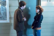 Dr. Shaun Murphy (Freddie Highmore), Lea (Paige Spara).