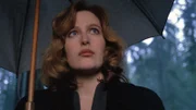 Dana Scully (Gillian Anderson)