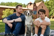 Käthe und ich – Das Adoptivkind Mit Unterstützung seiner Hündin Käthe bringt Psychologe Paul den Jugendlichen Ben zum Sprechen: Christoph Schechinger als Paul, Oskar Netzel als Ben, Anna-Lena Schwing als Luisa