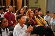 v.li.: Gregory Eddie (Tyler James Williams), Janine Teagues (Quinta Brunson), Melissa Schemmenti (Lisa Ann Walter), Barbara Howard (Sheryl Lee Ralph)