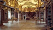 Das Schweizer Benediktinerkloster St. Gallen beherbergt einige der ältesten Handschriften des Nibelungenliedes.